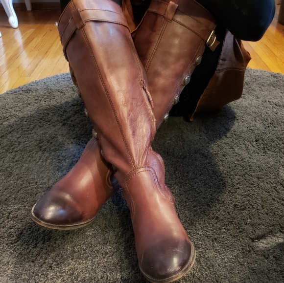 Leather boots - Picture 3 of 13